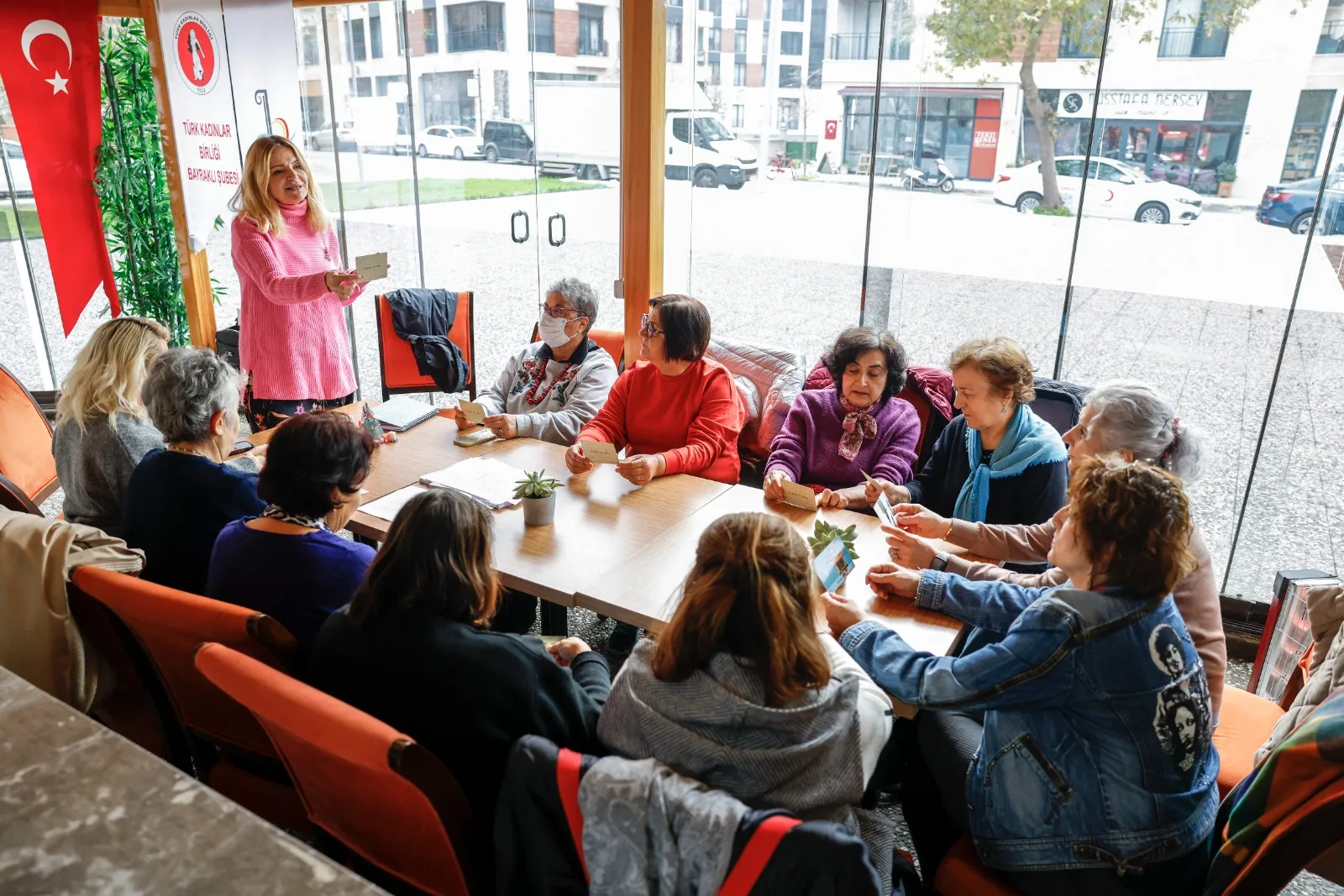 BayraklÄ±âda YaÅlÄ±lar HaftasÄ± Sosyal ve SaÄlÄ±k ProgramlarÄ±yla GeÃ§iyor (2)-1774274157812.webp